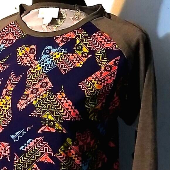 Lularoe Aztec Randy Raglan T - Picture 3 of 10